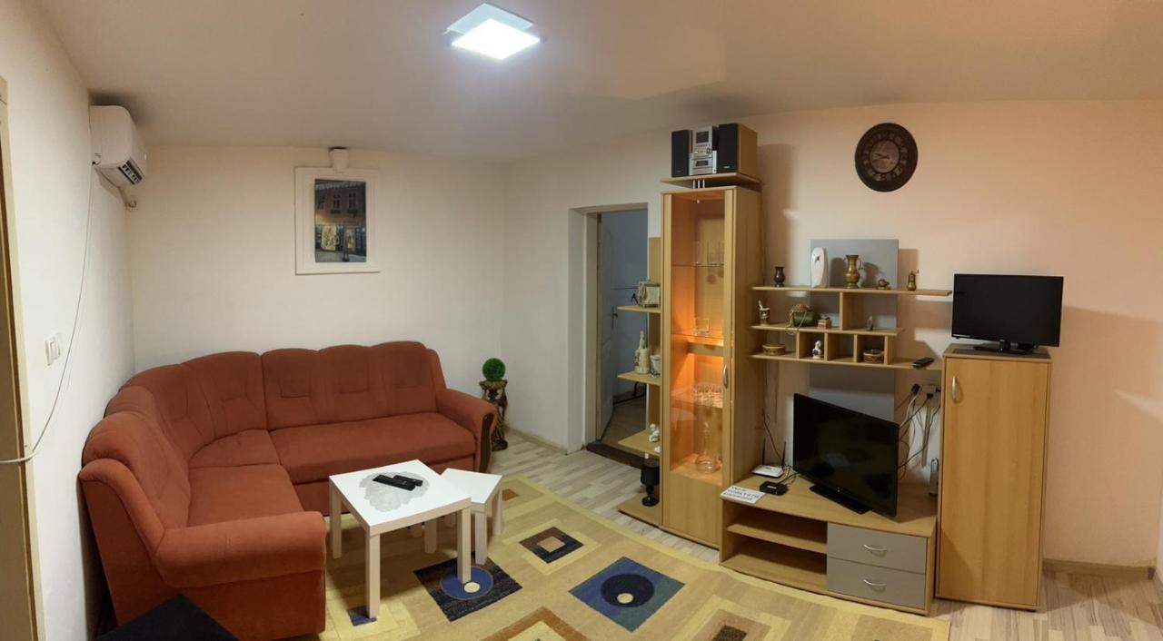 Bojana12 Apartment Bačka Palanka Екстериор снимка